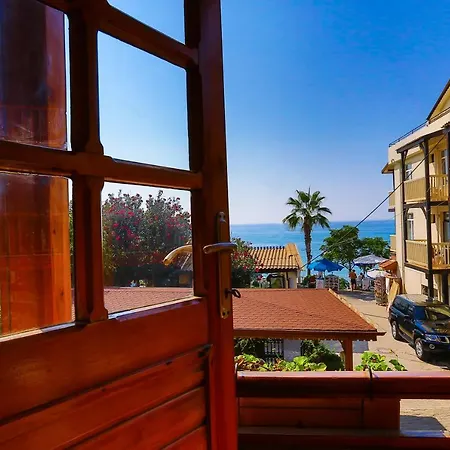 Oenemli Bed & Breakfast Side